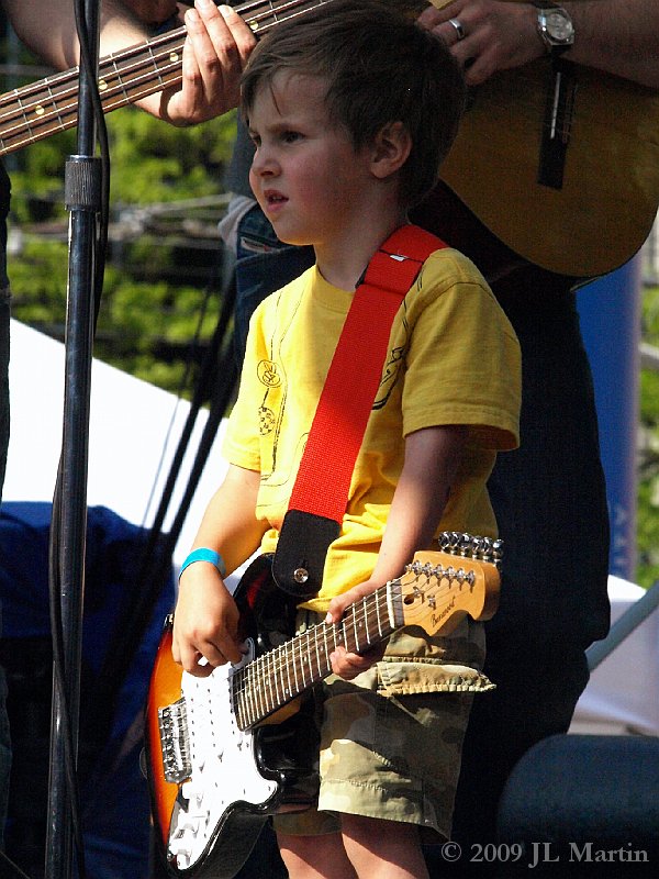 094The Great Canadian Tune_Young Guitar Wonder.JPG